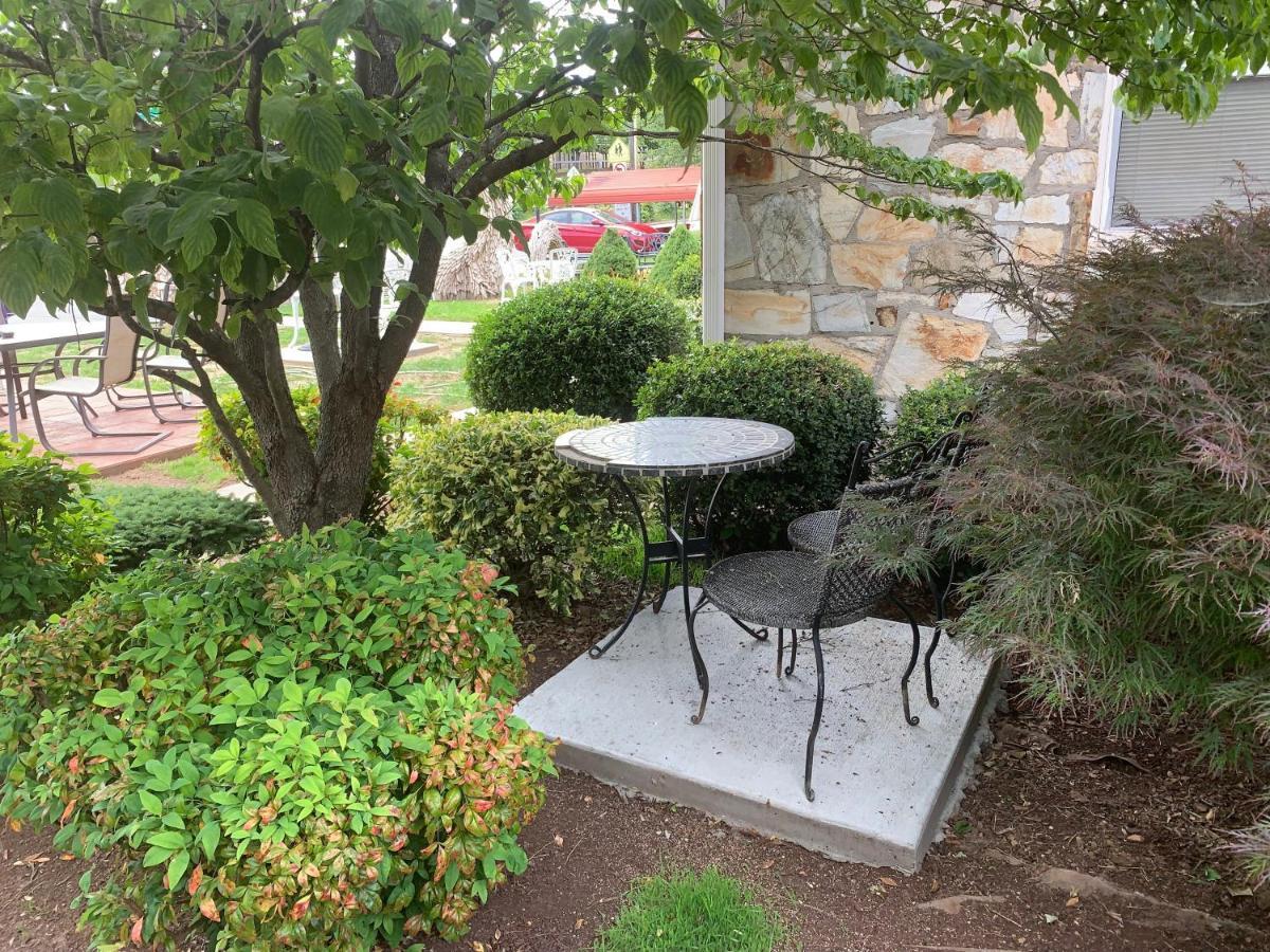 Phillips Historic Motel & Cottages Robbinsville Dış mekan fotoğraf